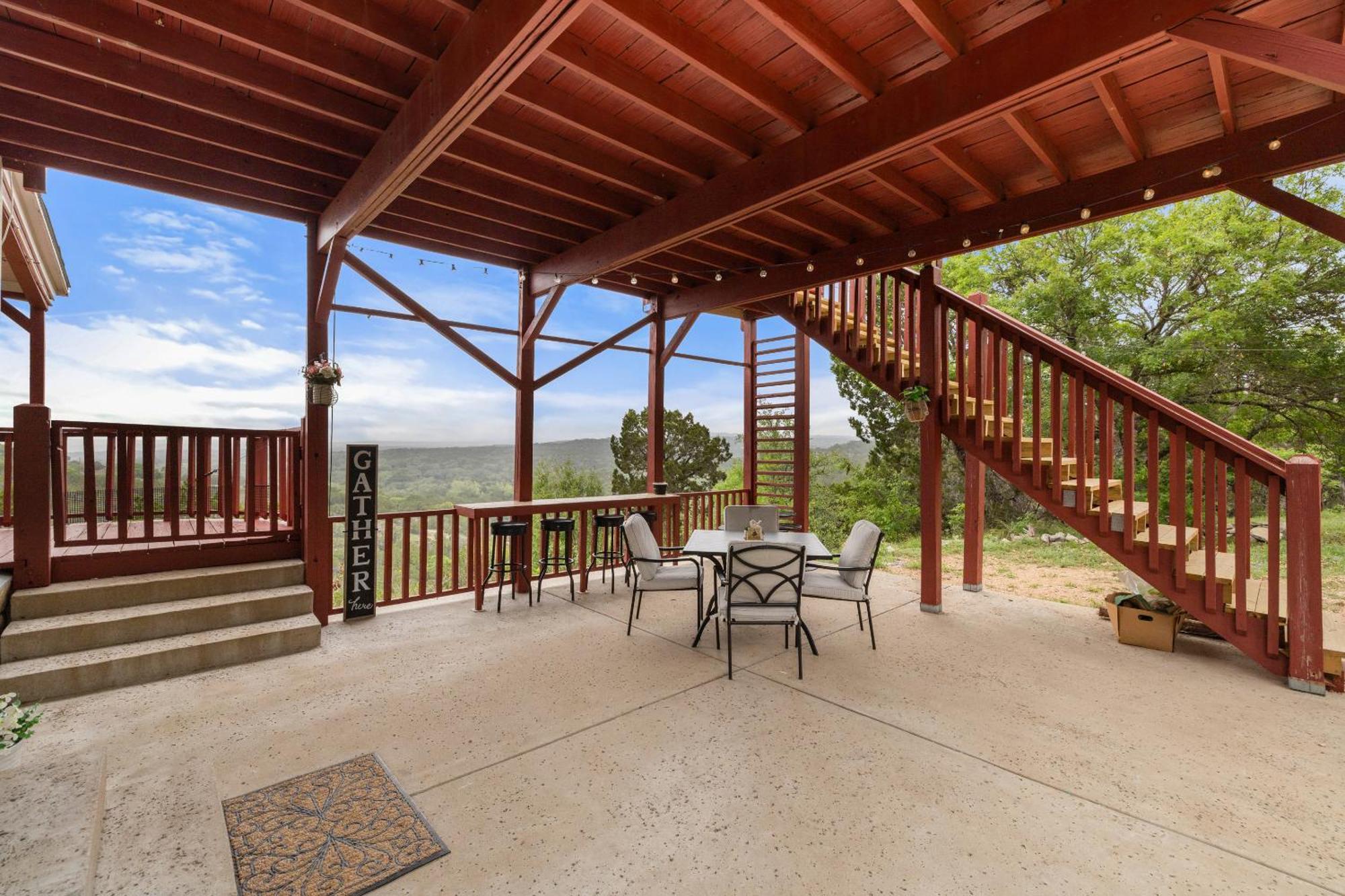 Entire 2Br 2Ba Hilltop View Home Sleeps 7 Pets 4 Acres Jacuzzi Central Ac Kingbeds Free Wifi-Parking Kitchen Washerdryer Starry Terrace Two Sunset Dining Patios Grill Stovetop Oven Fridge Onsitewoodedhiking Wildlife Coveredpatio4Pets & Birds Singing! Marble Falls Buitenkant foto