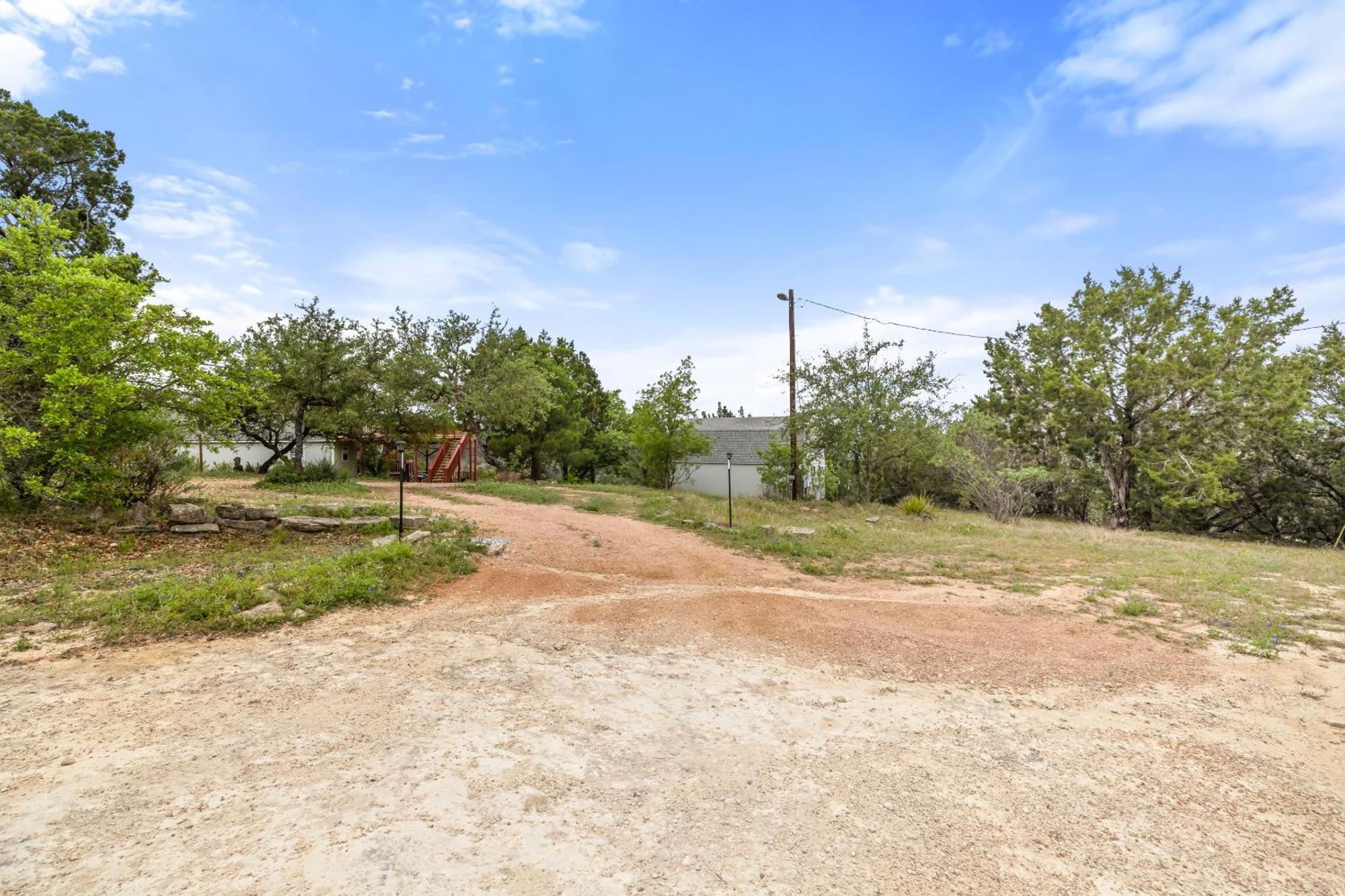 Entire 2Br 2Ba Hilltop View Home Sleeps 7 Pets 4 Acres Jacuzzi Central Ac Kingbeds Free Wifi-Parking Kitchen Washerdryer Starry Terrace Two Sunset Dining Patios Grill Stovetop Oven Fridge Onsitewoodedhiking Wildlife Coveredpatio4Pets & Birds Singing! Marble Falls Buitenkant foto